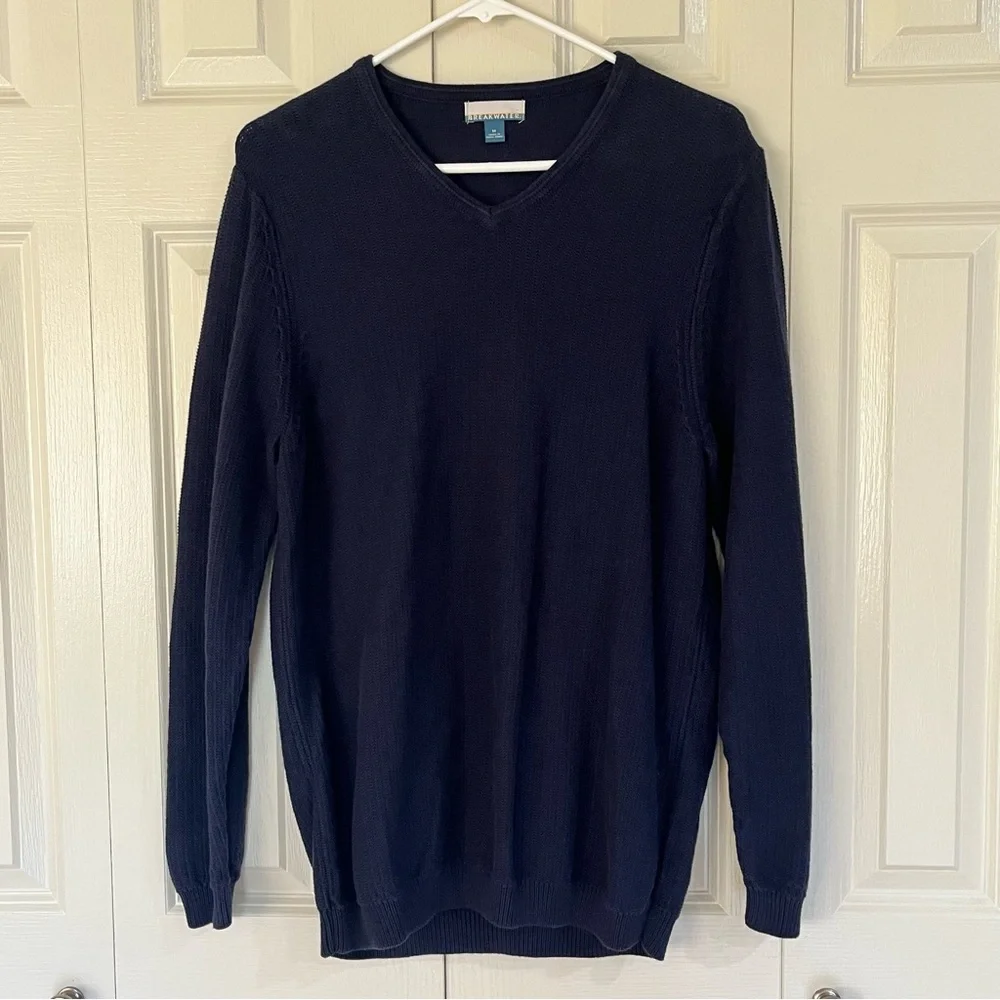Men's Navy V Neck Breakwater Cotton Preppy  Sweater Size Medium